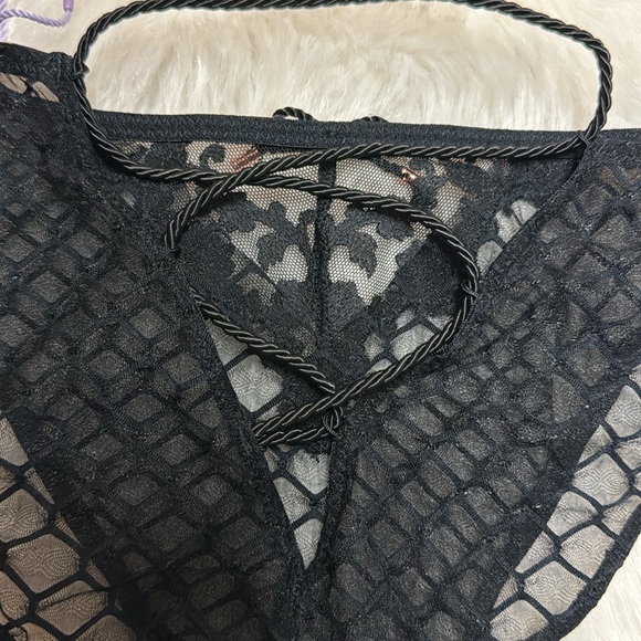 Savage x Fenty Black Cut Out Back Sheer Panty🌺 - Picture 5 of 8